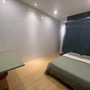 ** Hotel Meow & Cafe Vietnam